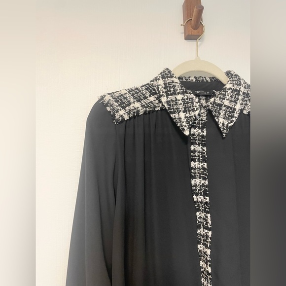 ZARA BUTTON UP BLACK COLLARED BLOUSE W/ TWEED DETAILING - CHANEL VIBES - EUC - Picture 5 of 8